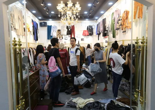 買服裝到南翔 南翔服裝批發商城經營火爆,采購如潮