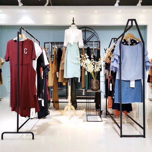 【三彩品牌折扣女裝三彩19夏尾貨女裝新款貨源】- 